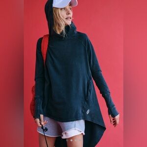 🎉New Listing🎉Free Movement Hot Shot High-Low Layer